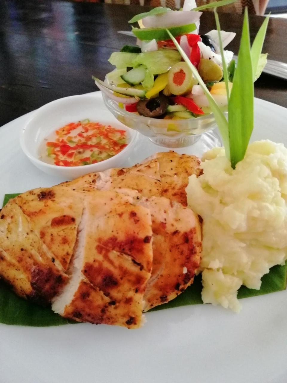 Spice Ella Hotel Luaran gambar