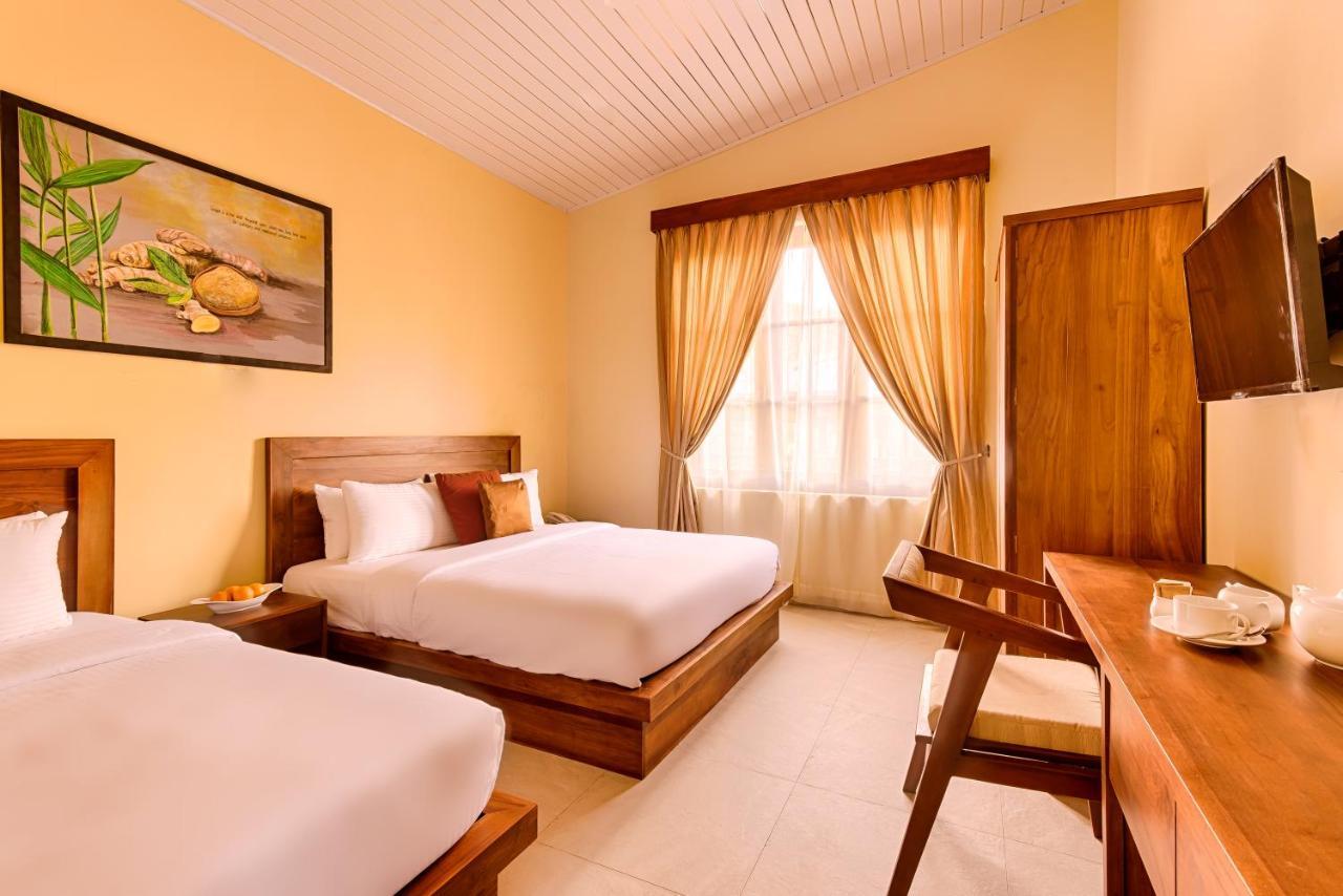 Spice Ella Hotel Luaran gambar